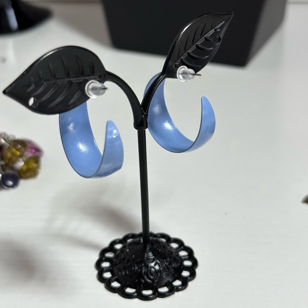 Blue Earrings - Picture 3 of 4